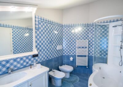 Bagno con vasca idromassaggio la Via Francigena Assisi