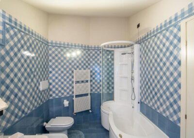 Bagno privato con vasca e doccia B&B la Via Francigena Assisi